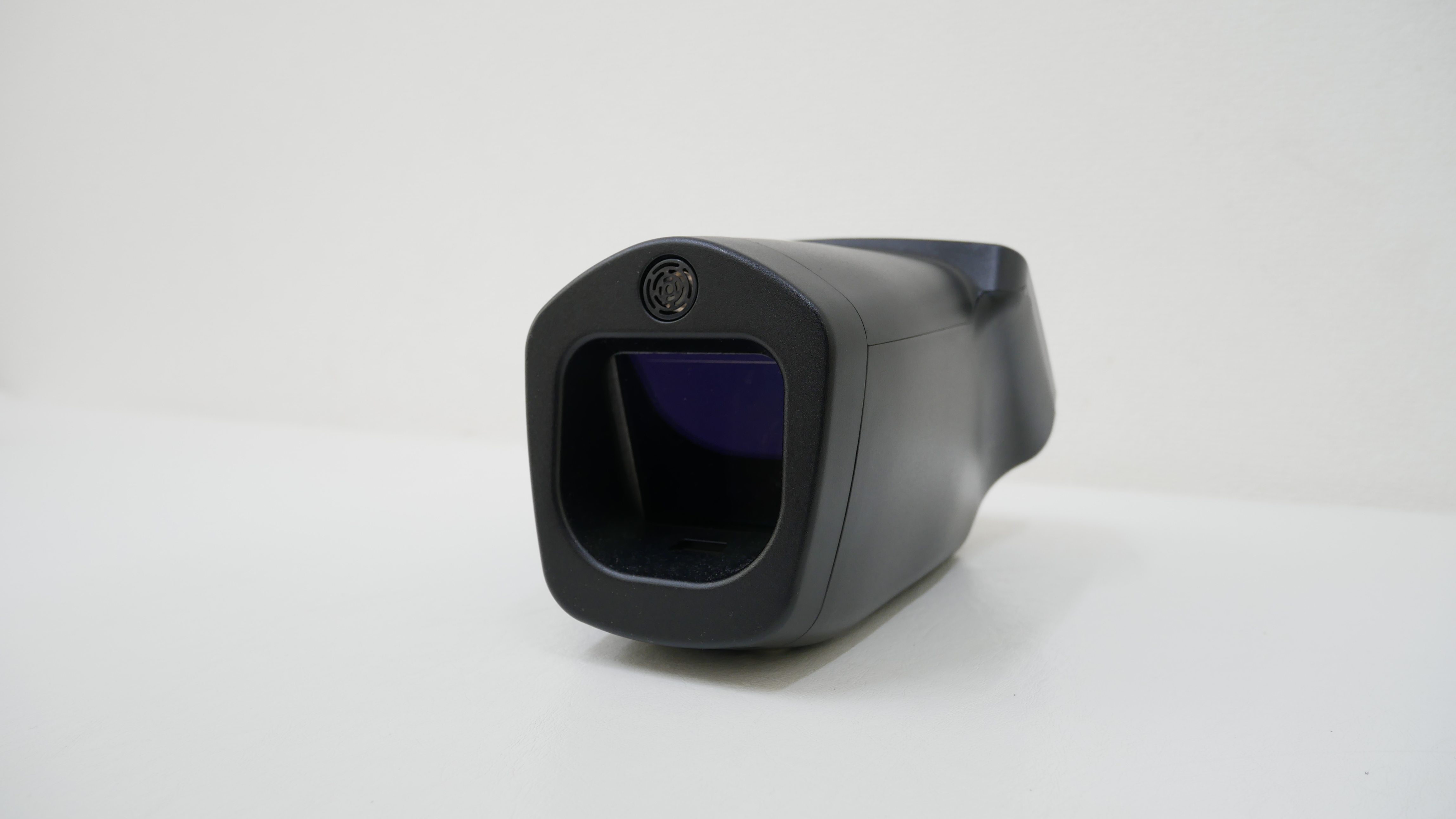 スポットビジョンスクリーナー（視機能検査器）